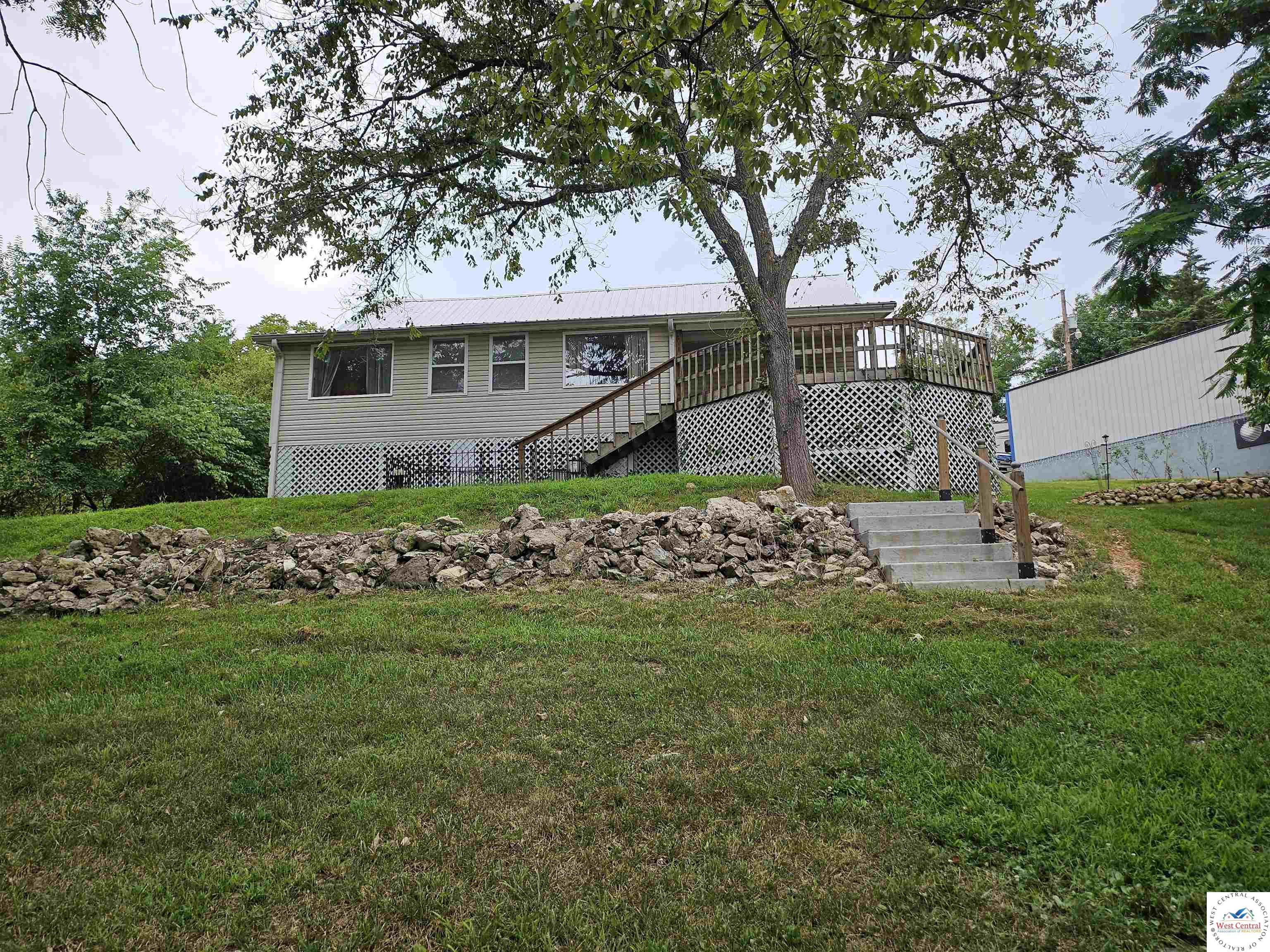 listing main picture