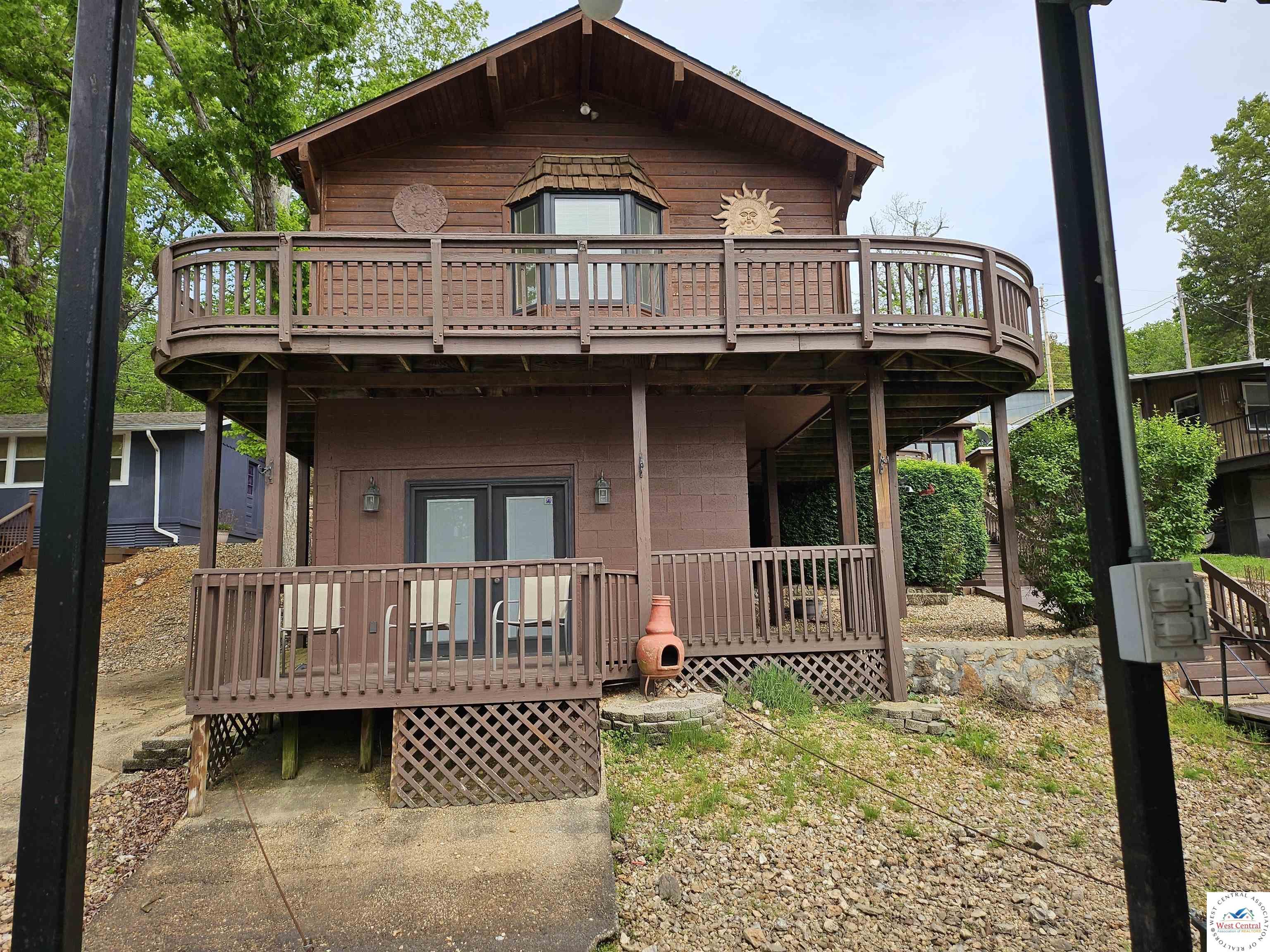 listing main picture