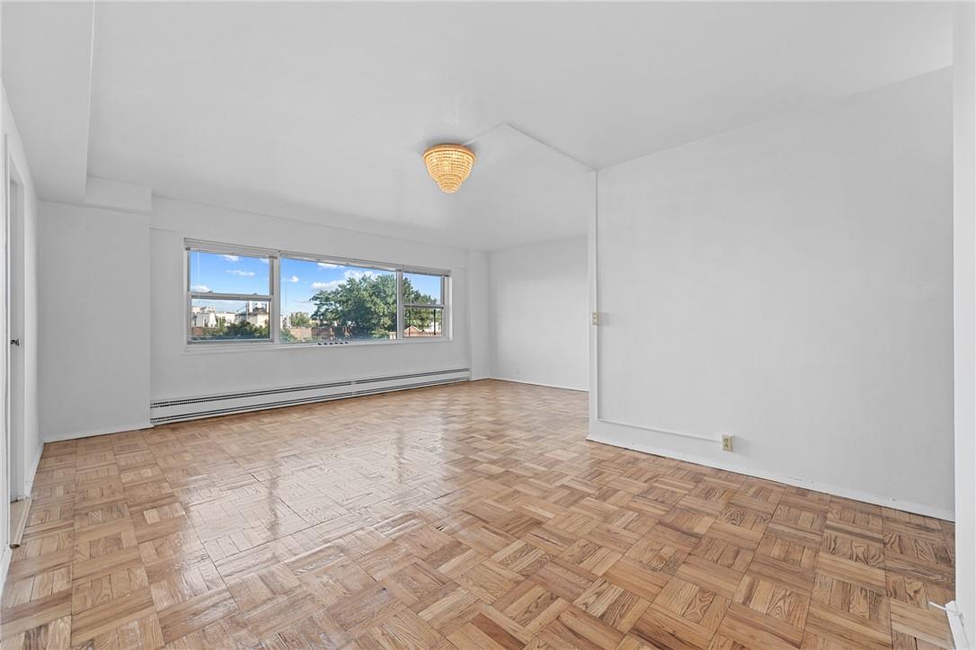 listing main picture