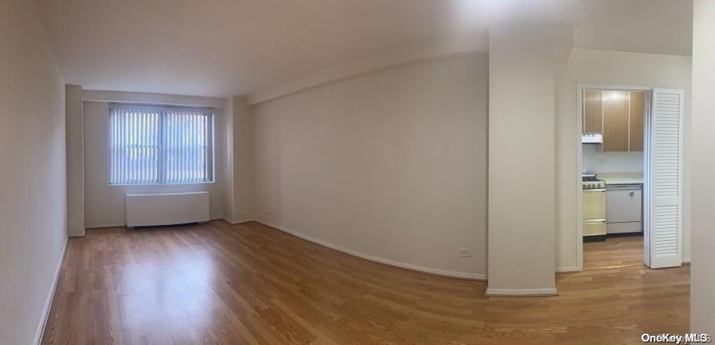 listing main picture