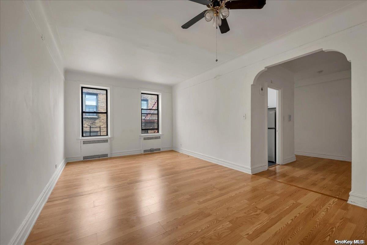 listing main picture