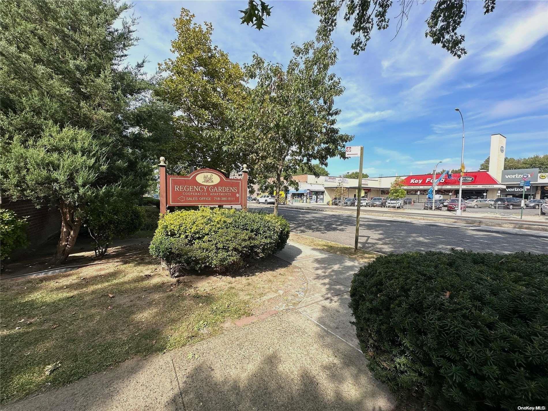 listing main picture