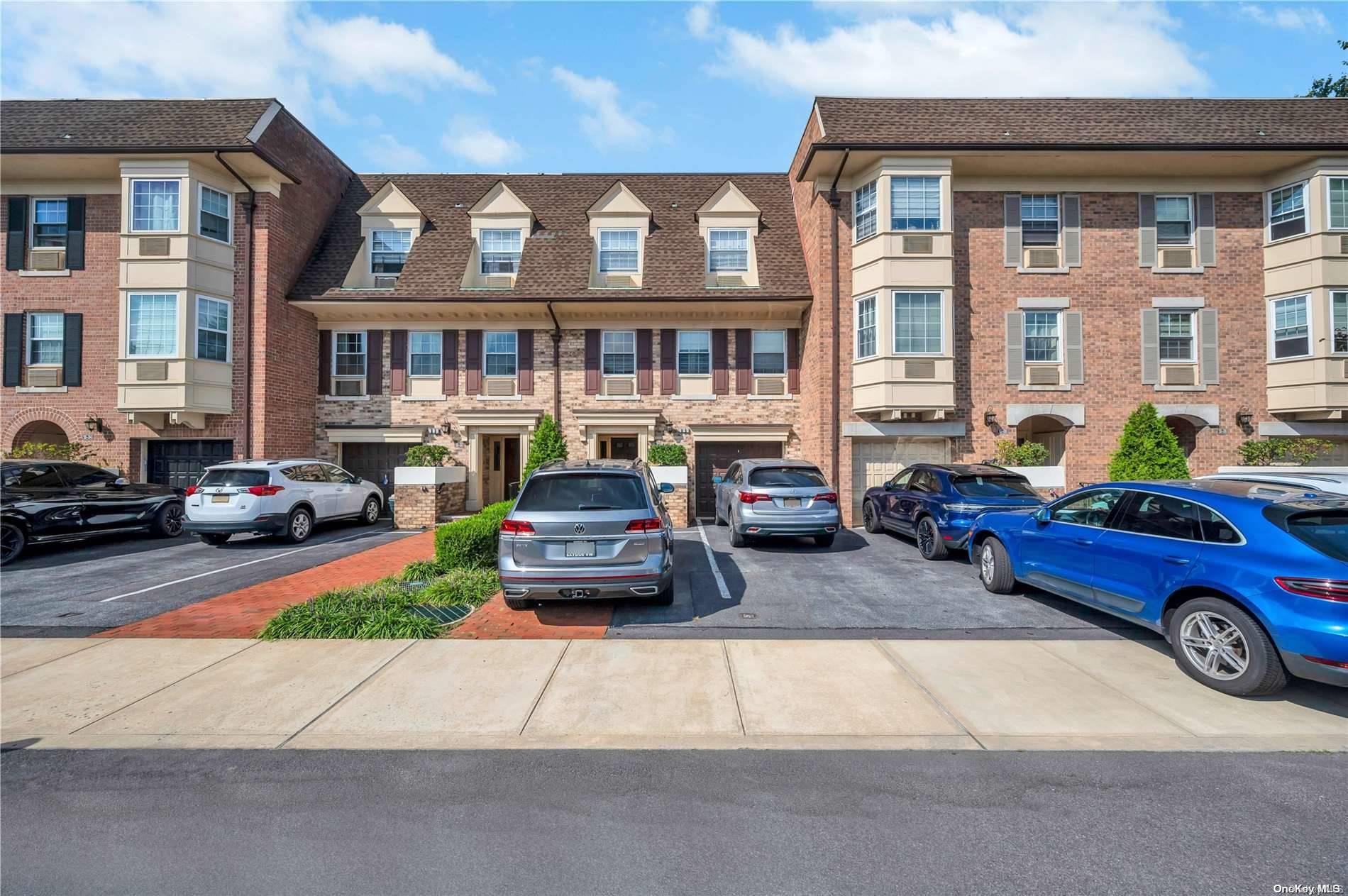 listing main picture