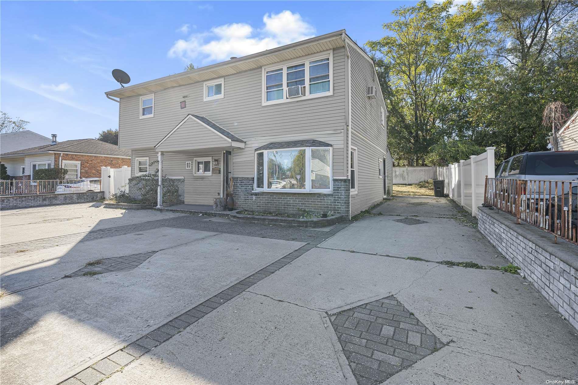 listing main picture