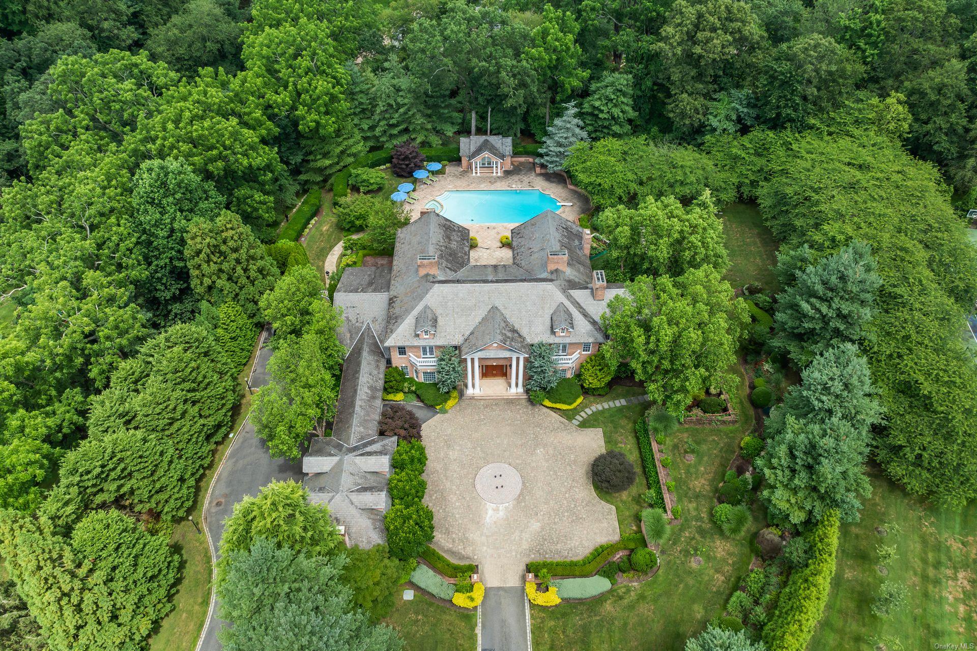 listing main picture