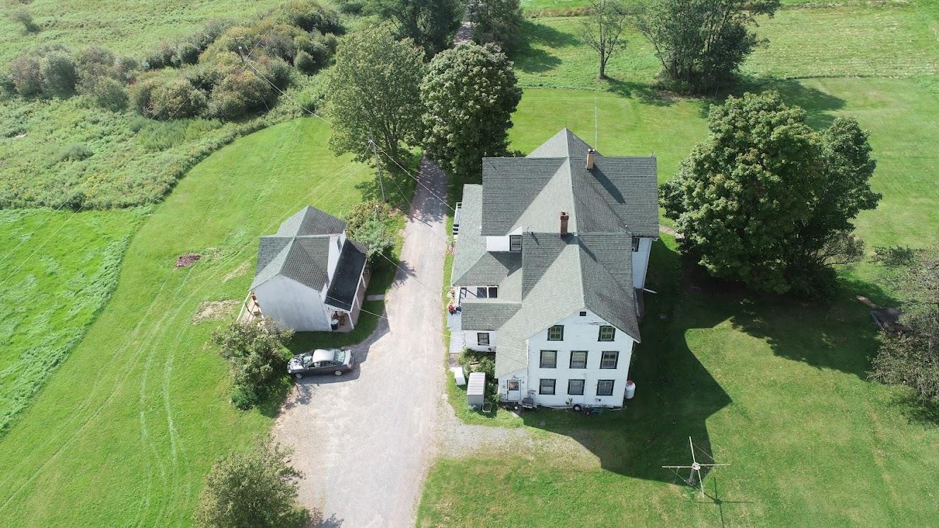 listing main picture