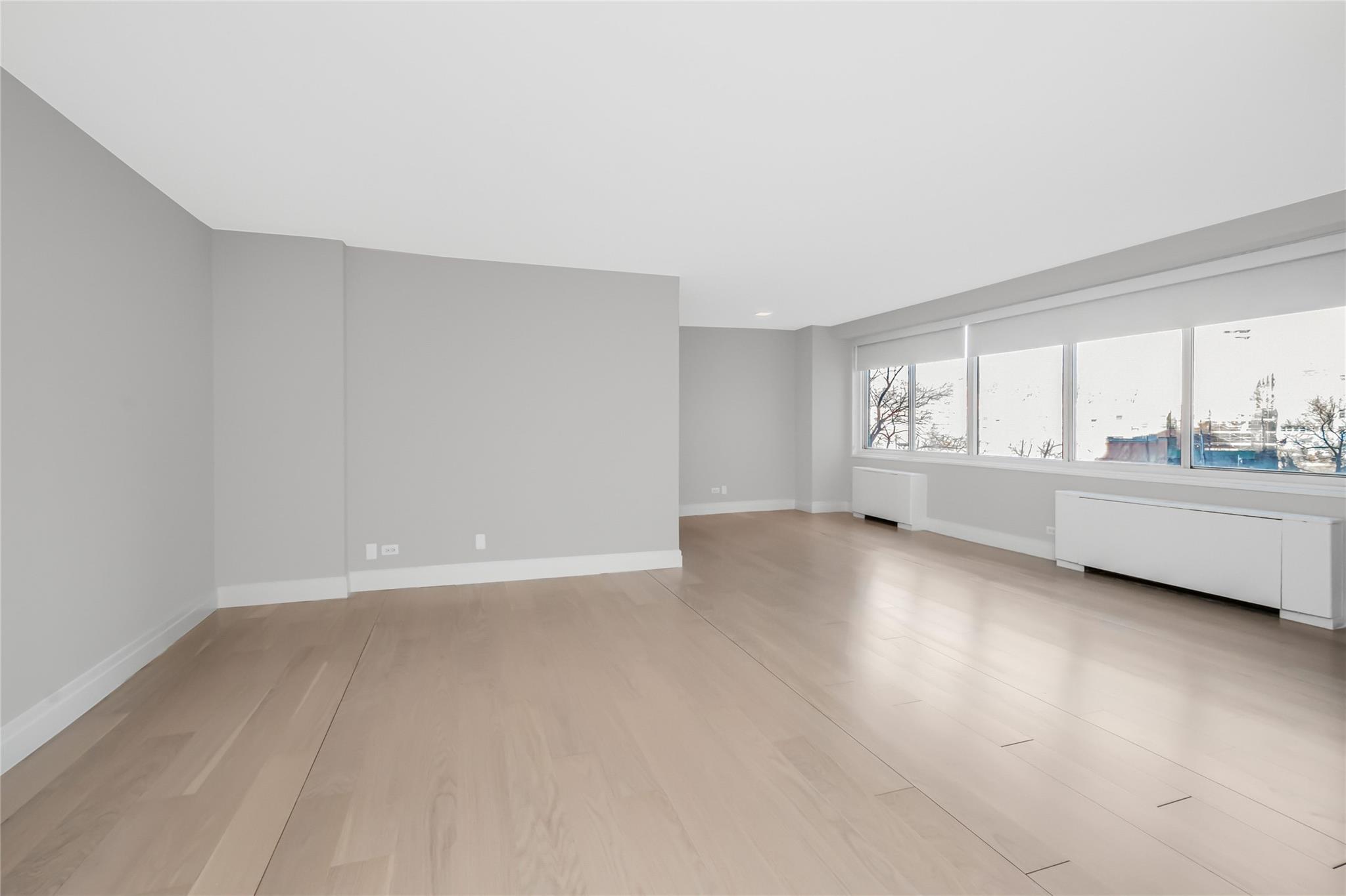 listing main picture