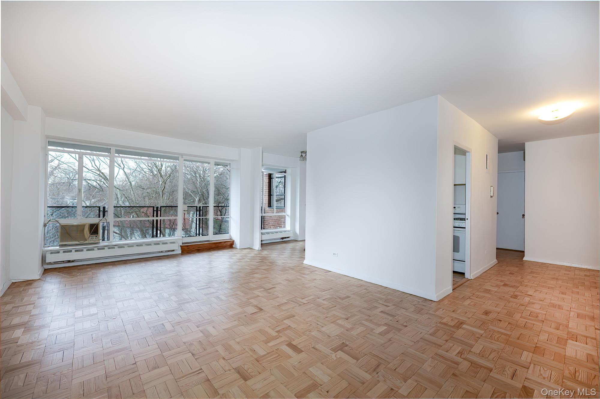 listing main picture