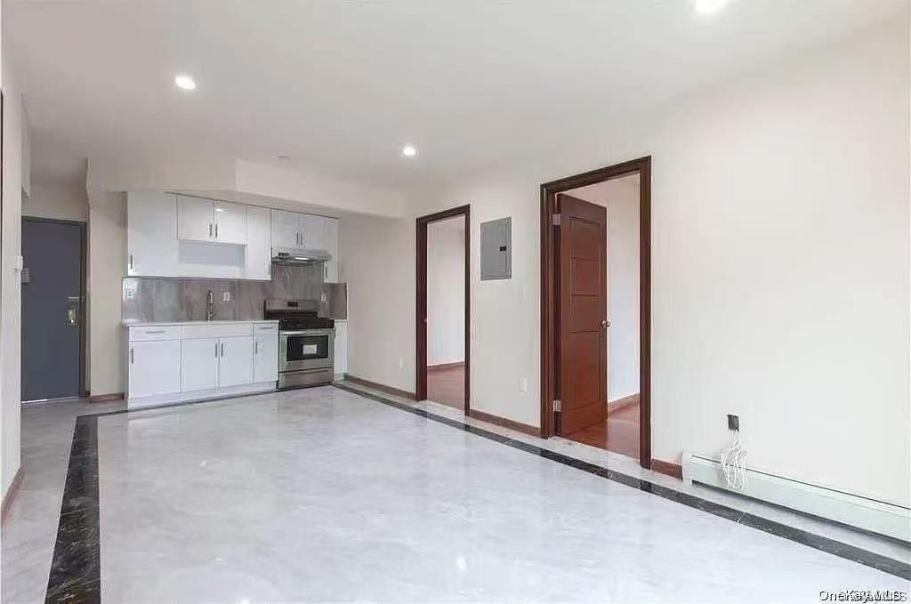 listing main picture