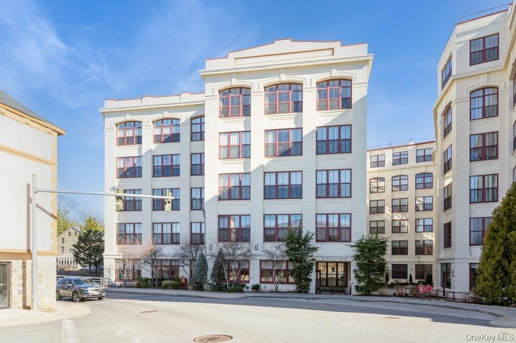 listing main picture