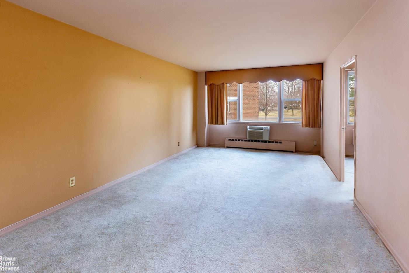 listing main picture