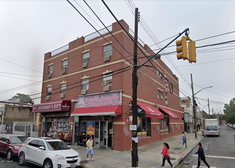 listing main picture