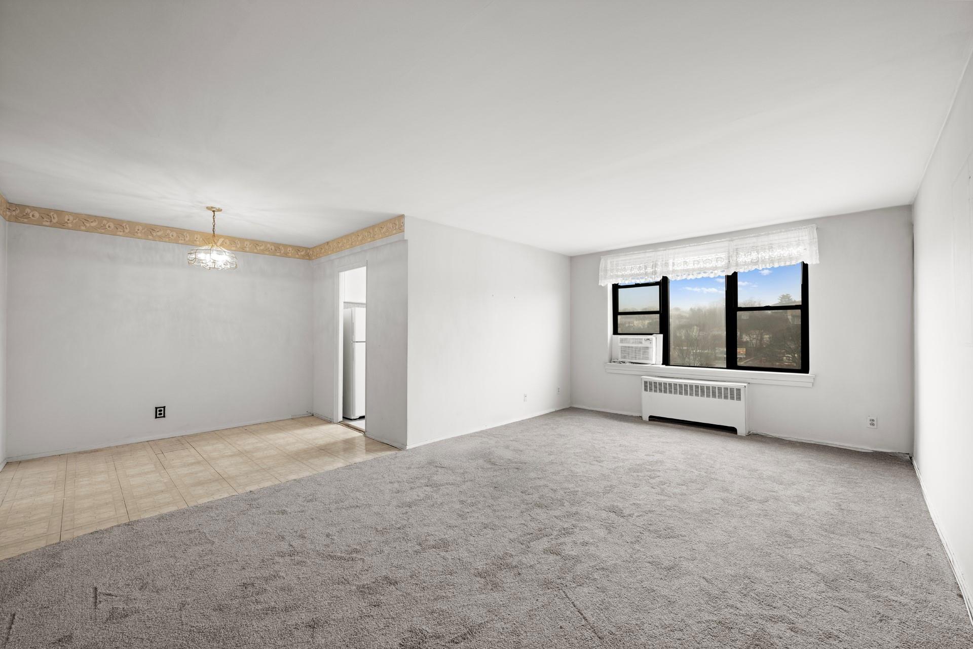 listing main picture