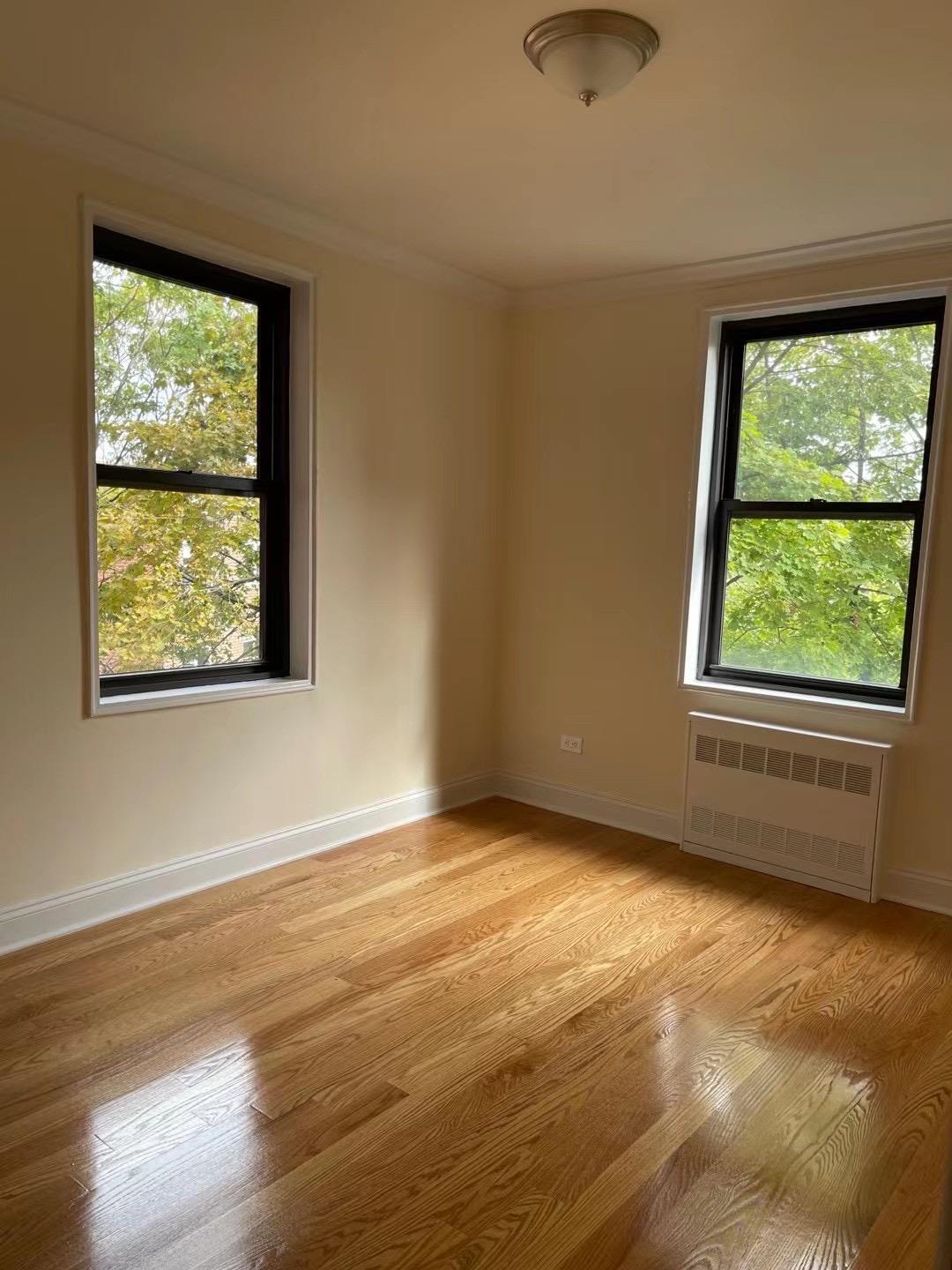 listing main picture