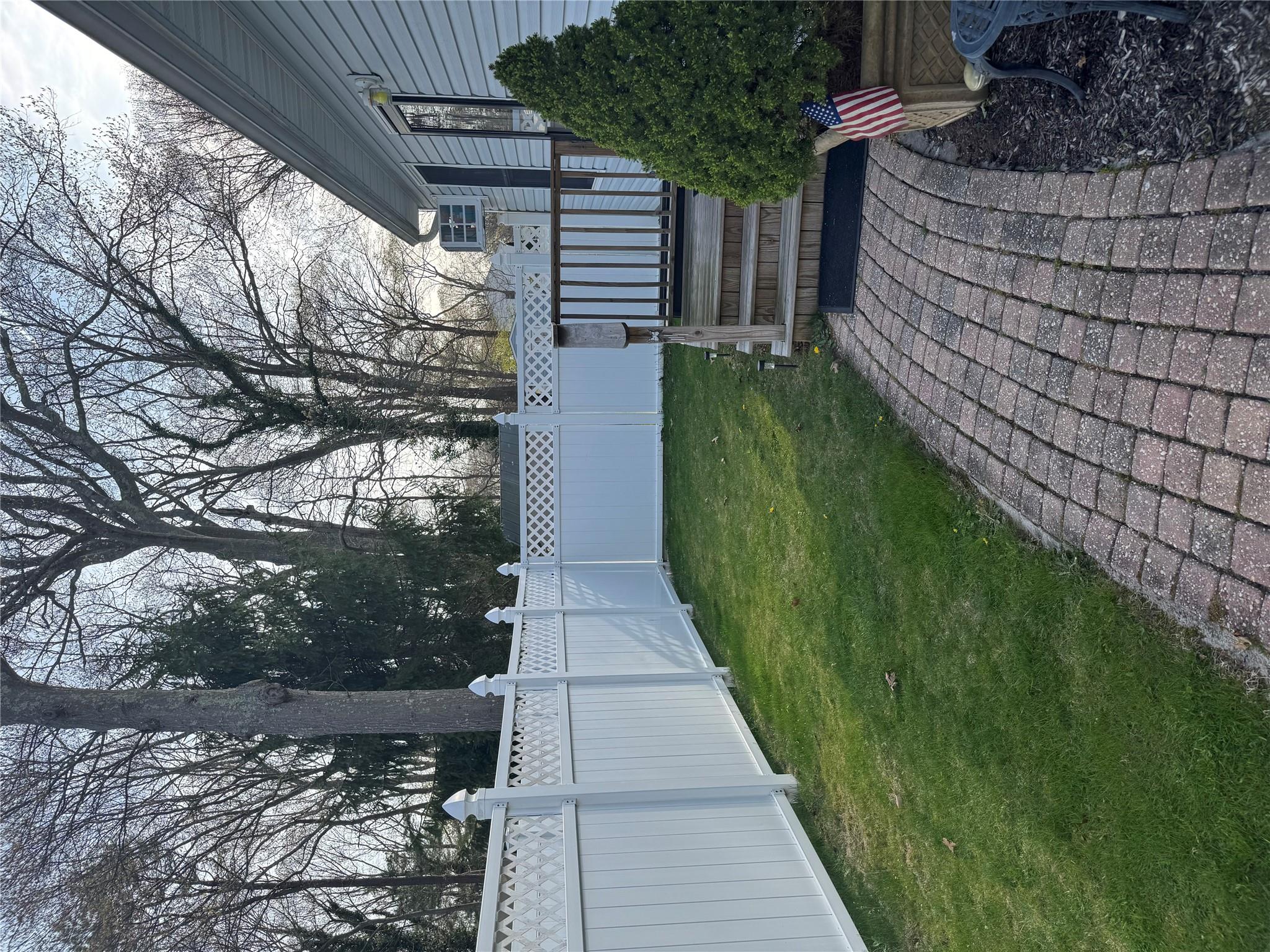 listing main picture