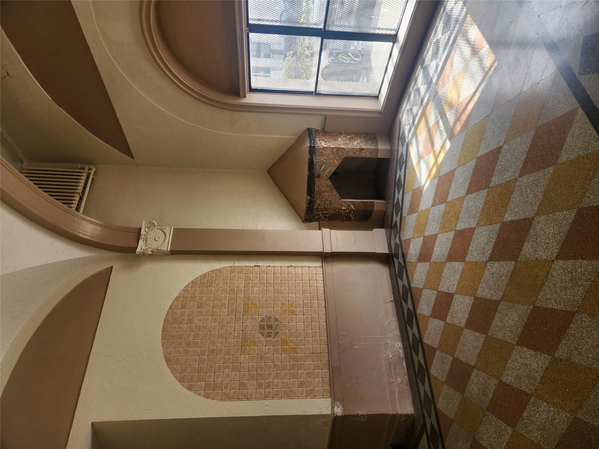 listing main picture