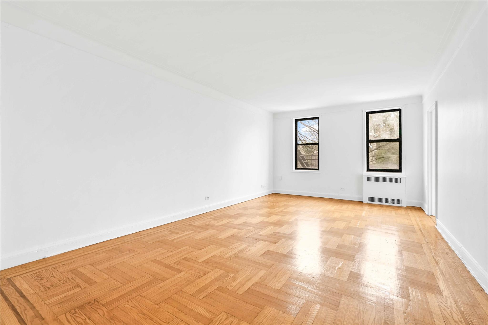 listing main picture