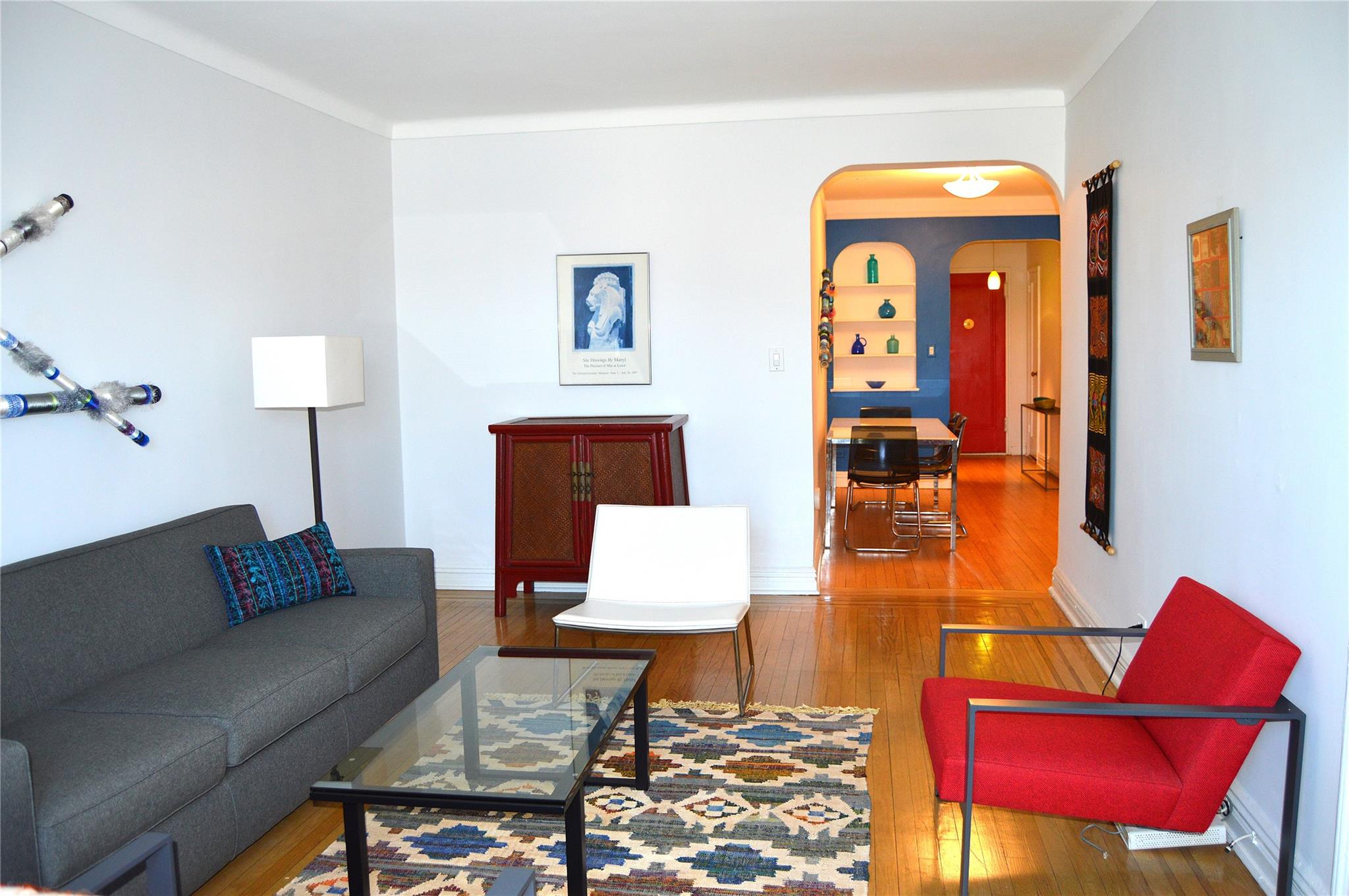 listing main picture