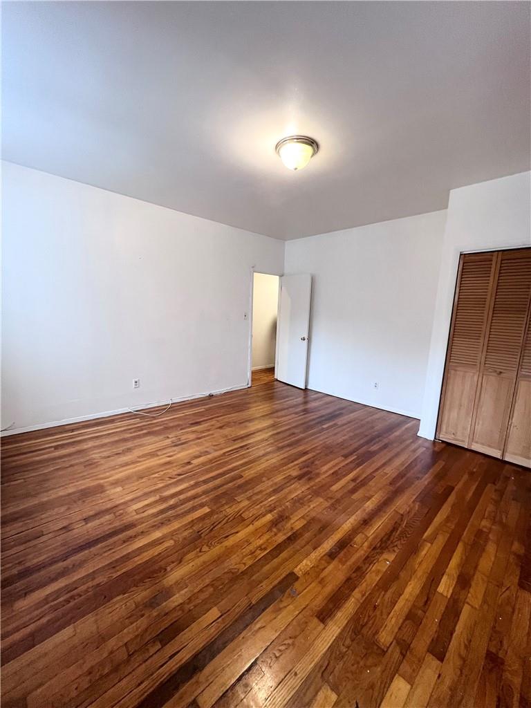 listing main picture