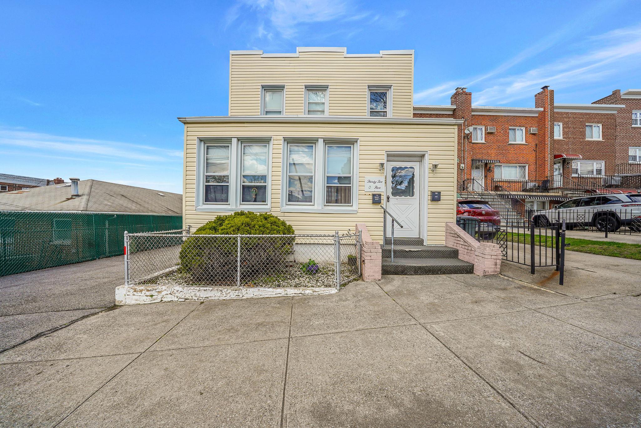 listing main picture