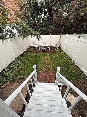 listing main picture