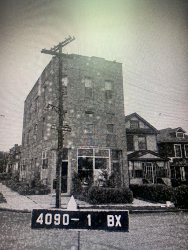 listing main picture