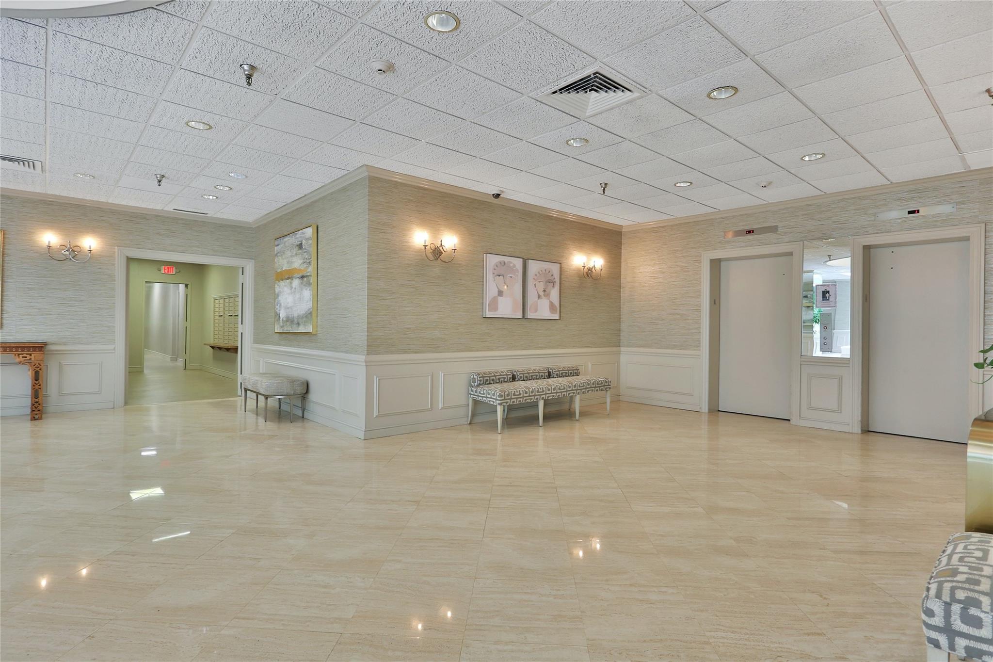 listing main picture