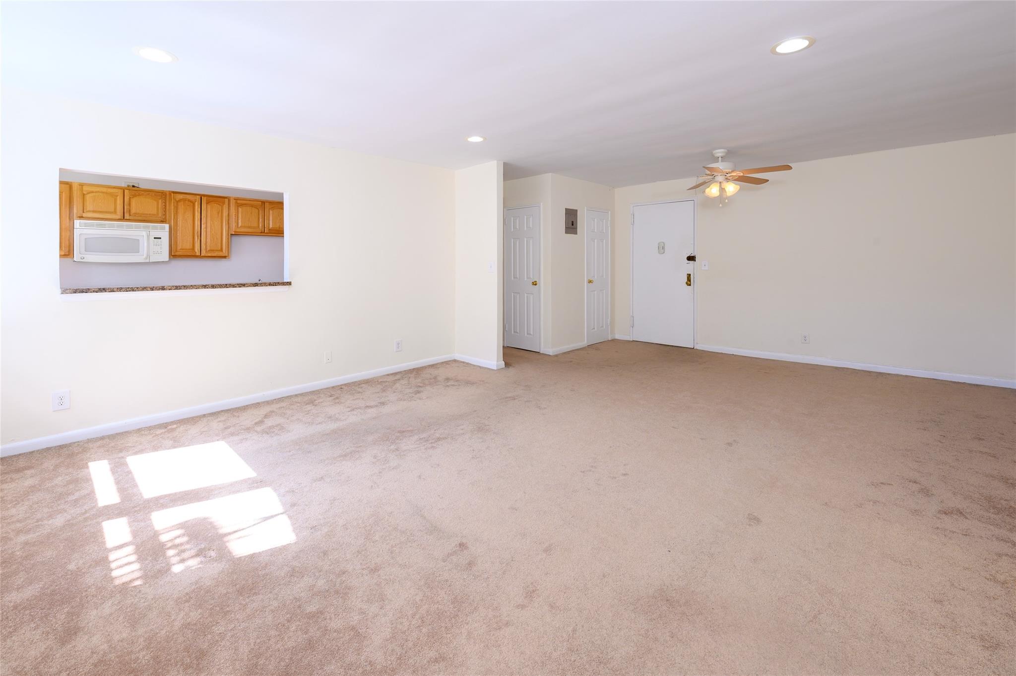 listing main picture