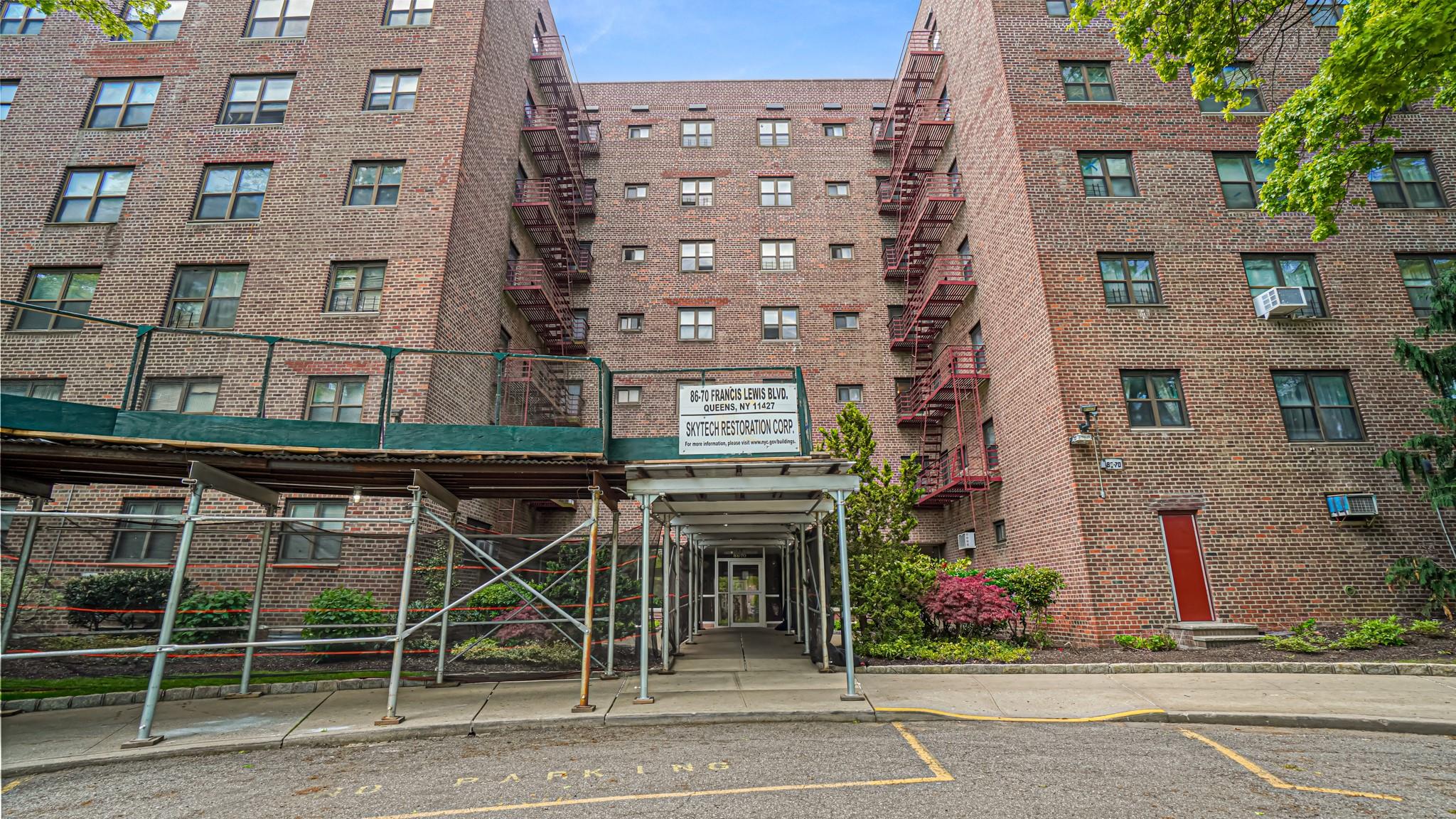 listing main picture