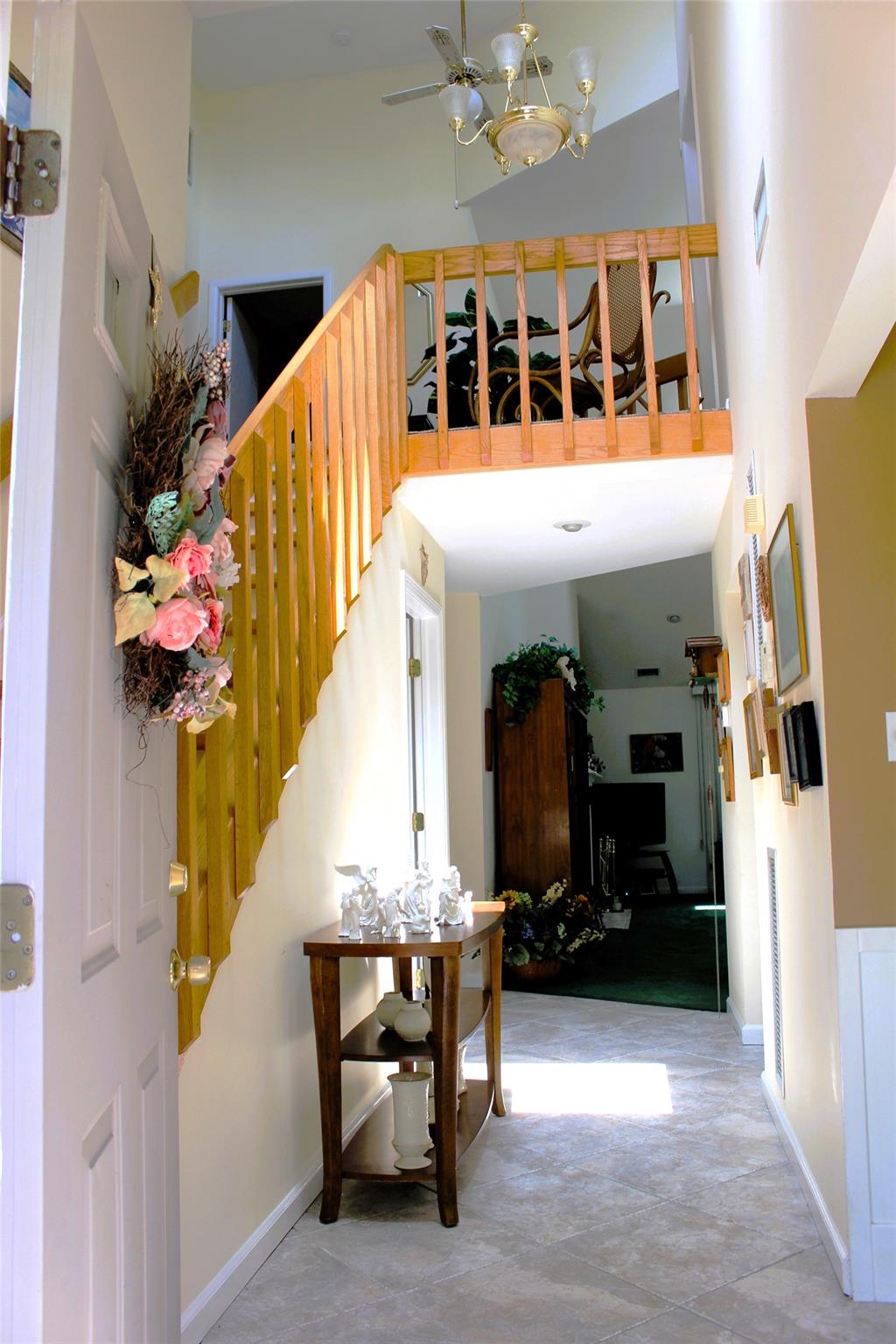 listing main picture