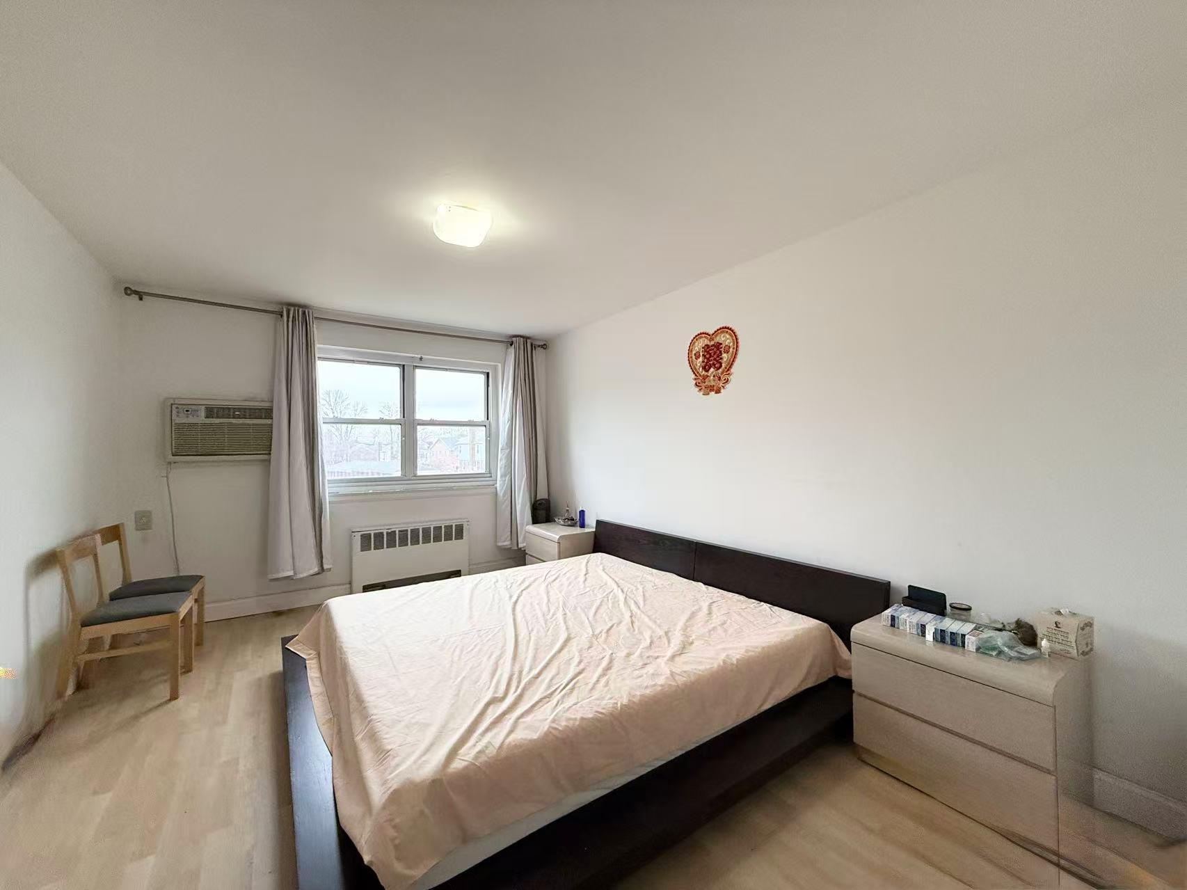 listing main picture