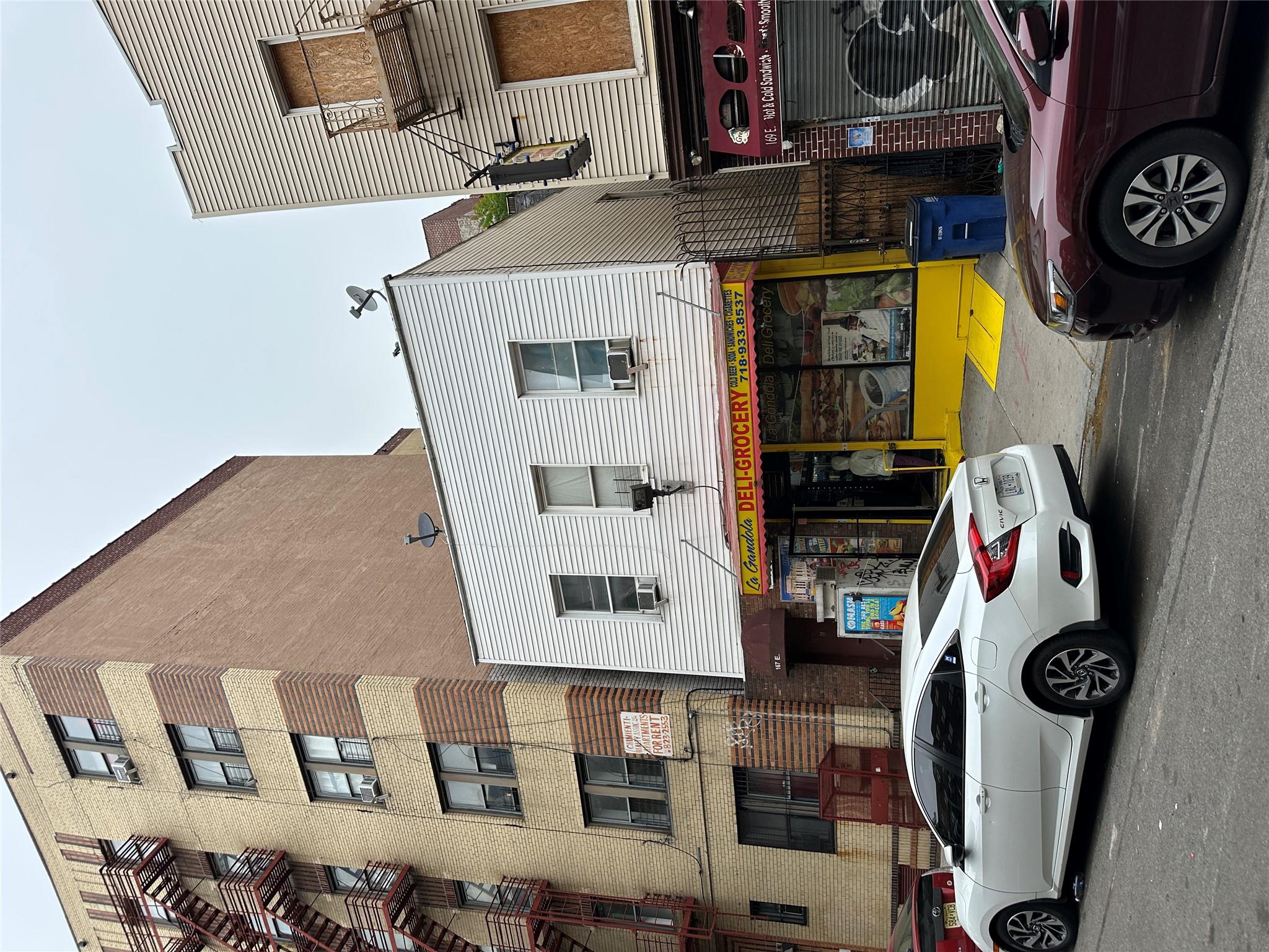 listing main picture
