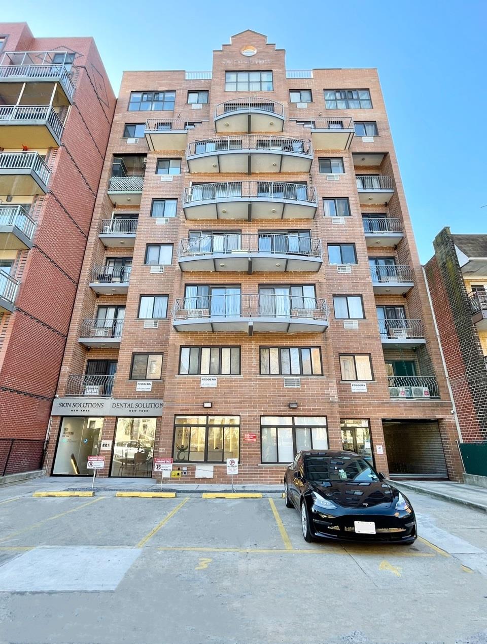 listing main picture