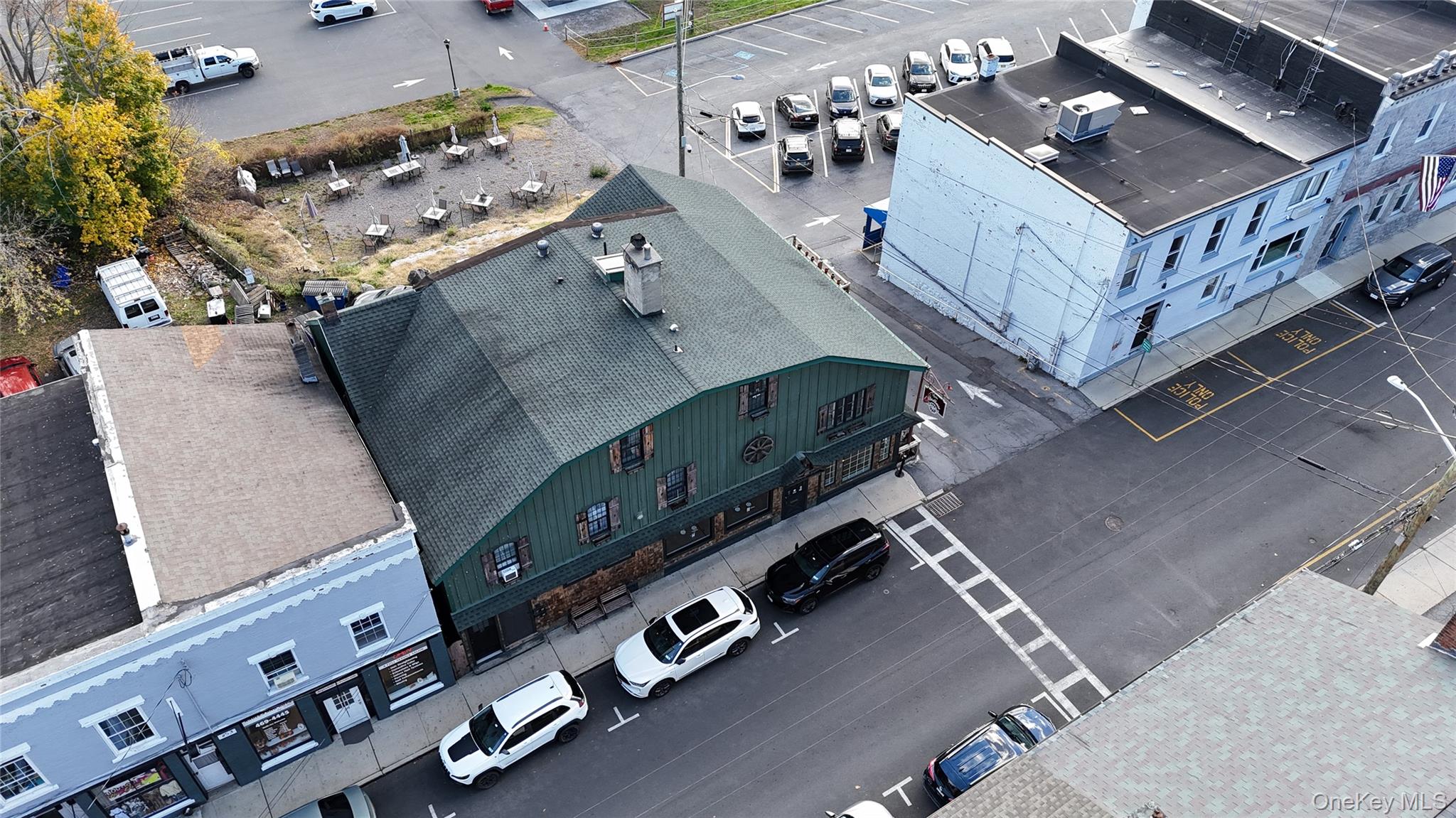 listing main picture