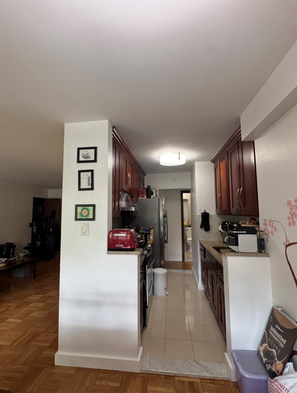 listing main picture