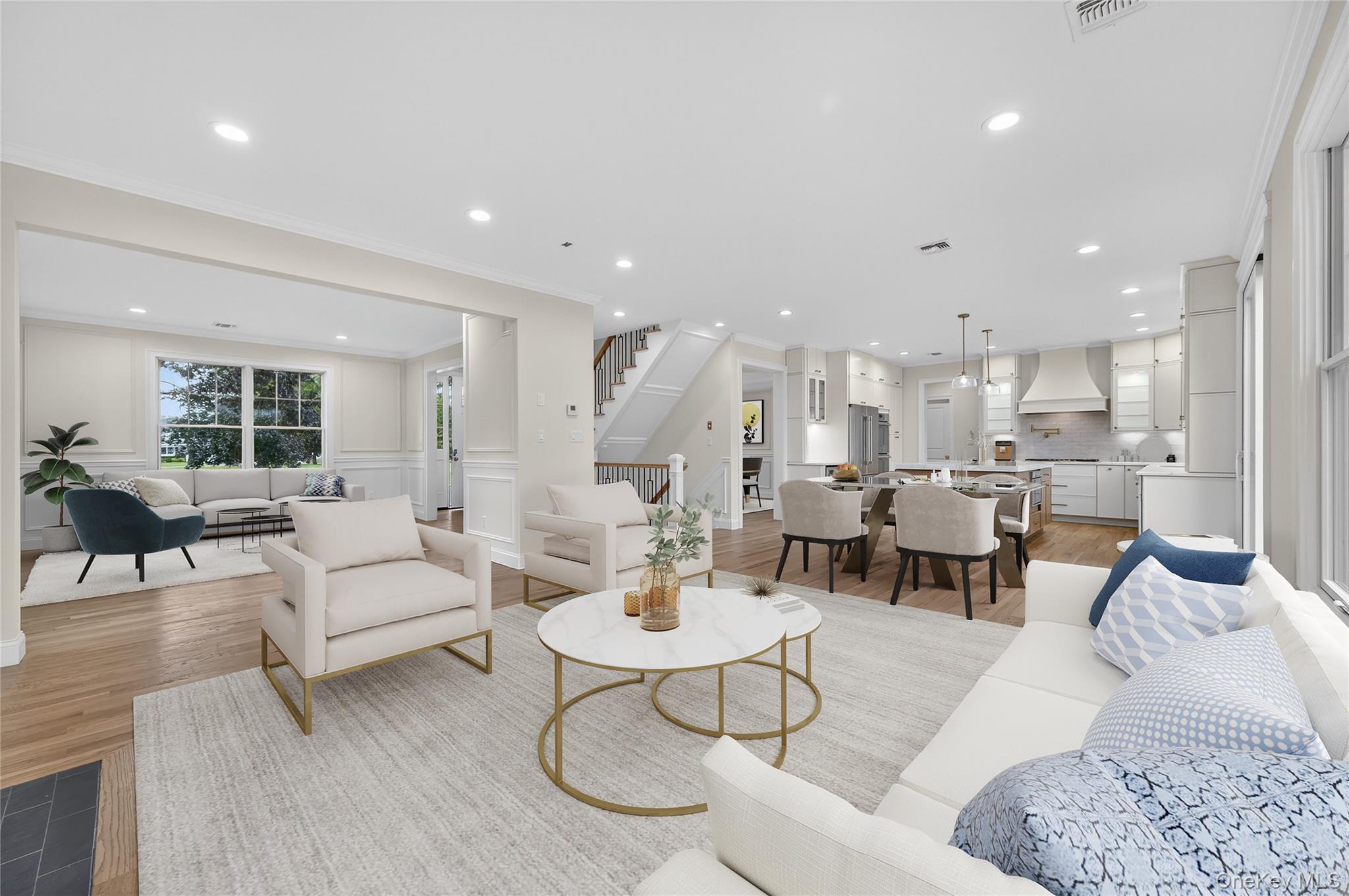 listing main picture