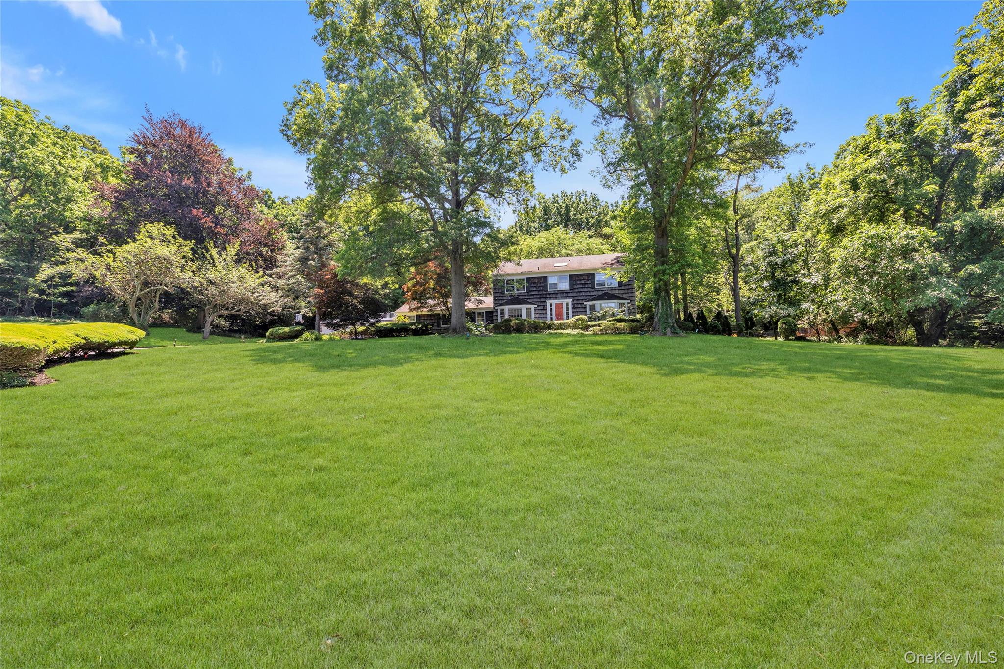 listing main picture