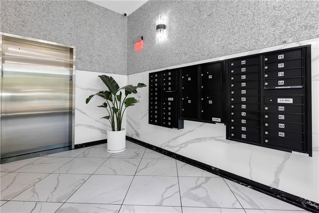 listing main picture