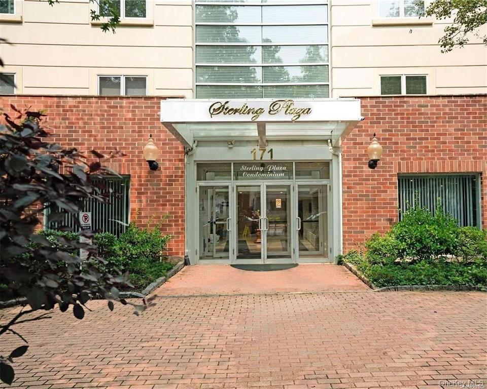 listing main picture