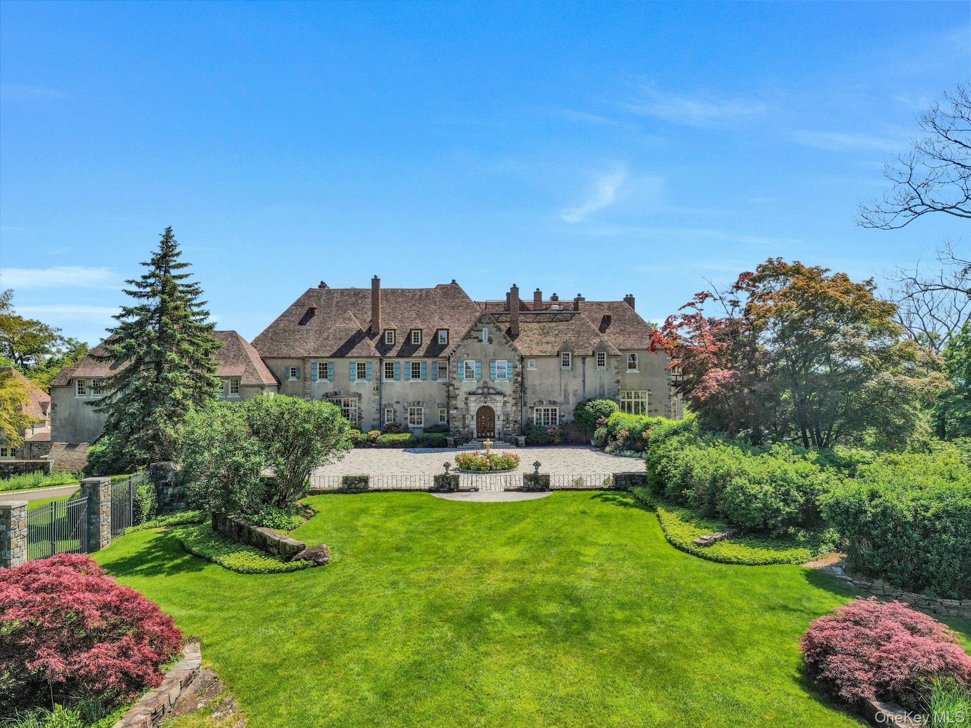 listing main picture