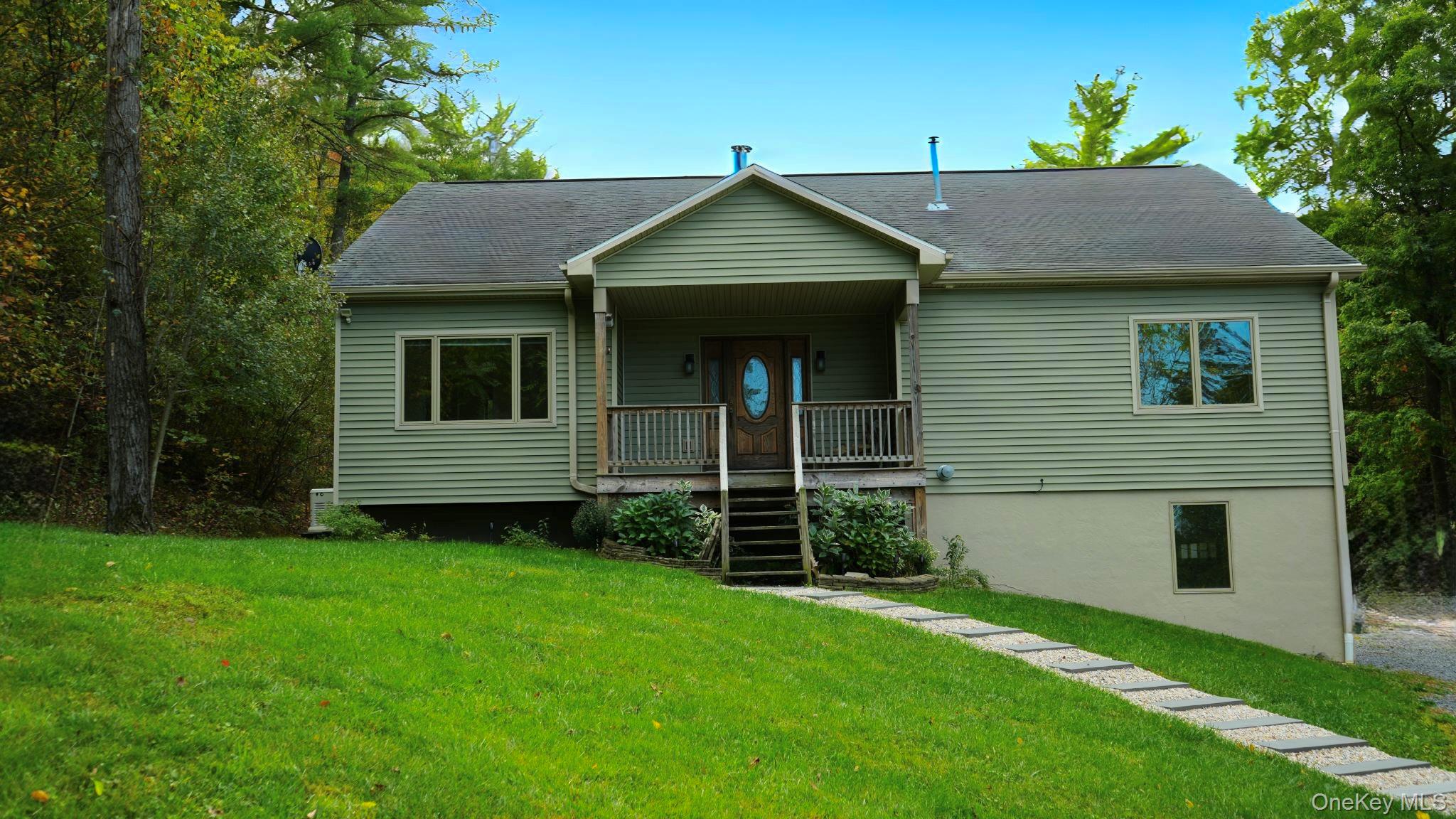 listing main picture