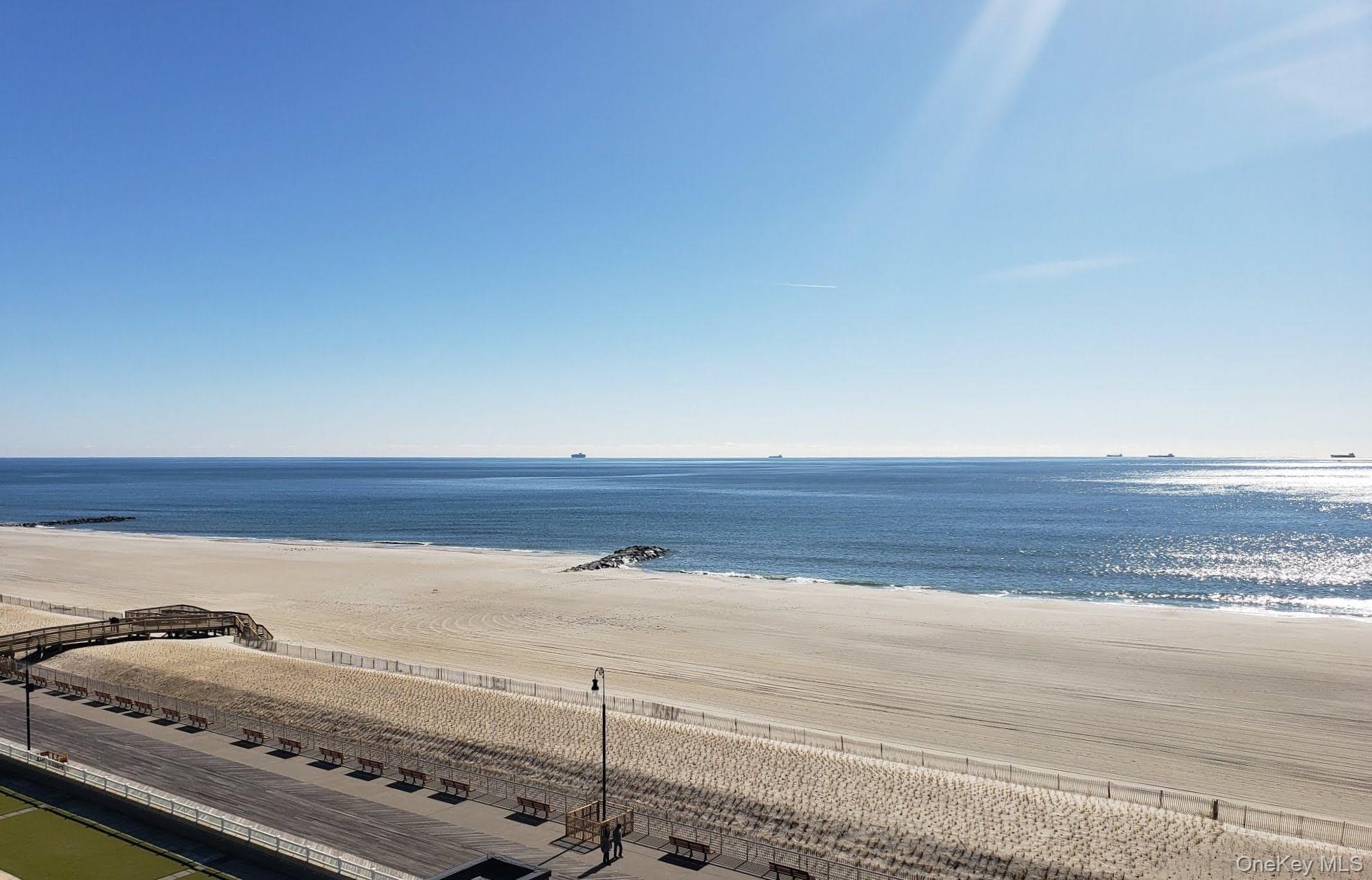 listing main picture