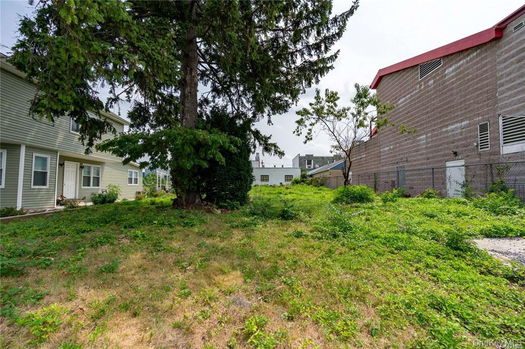 listing main picture