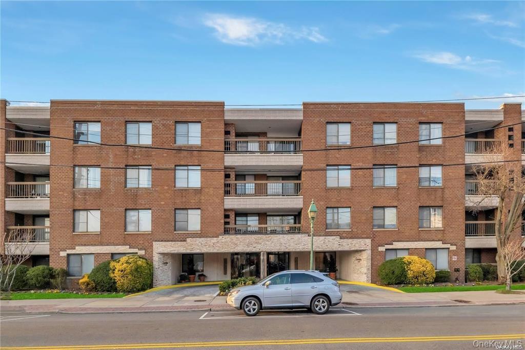 listing main picture