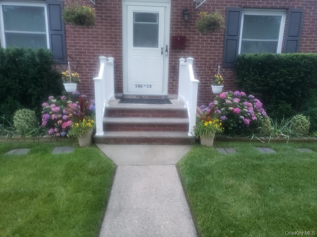 listing main picture