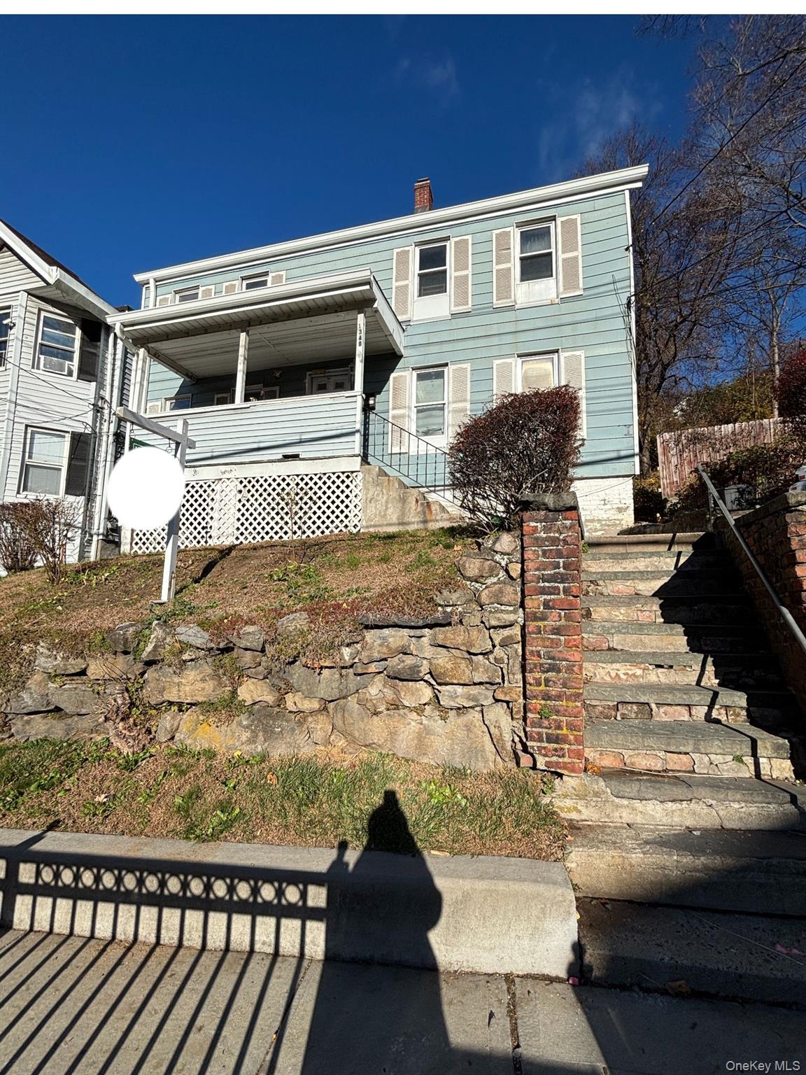 listing main picture