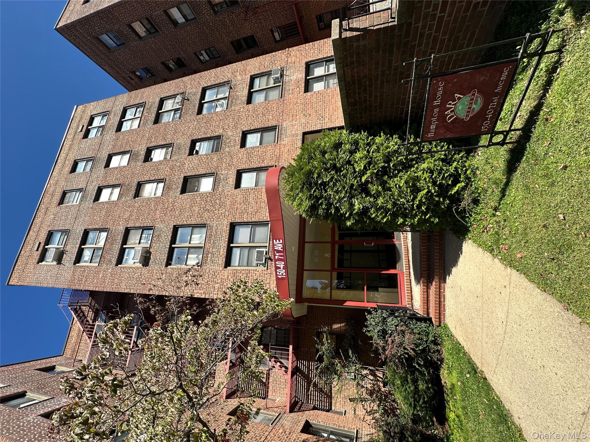 listing main picture