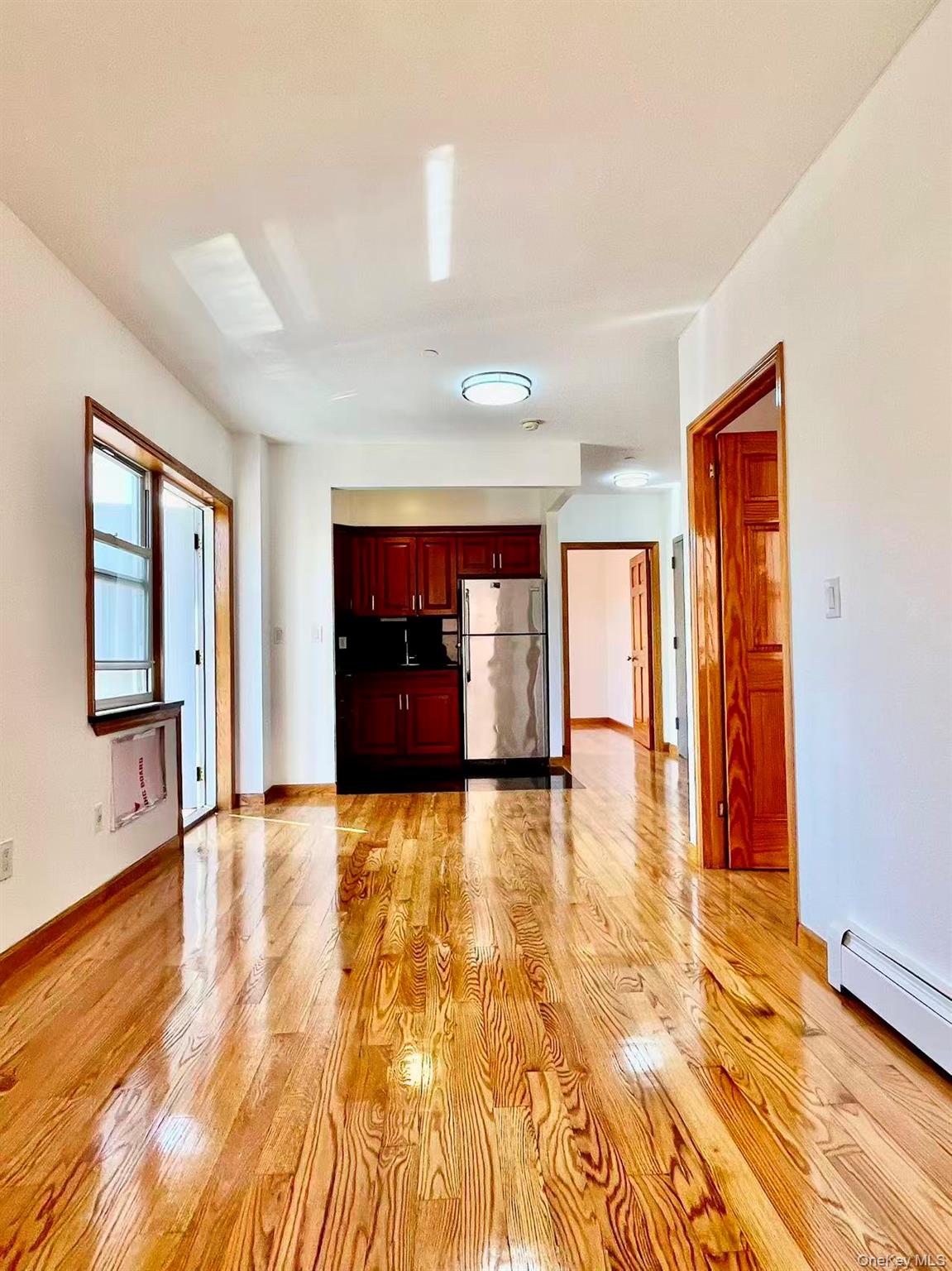 listing main picture