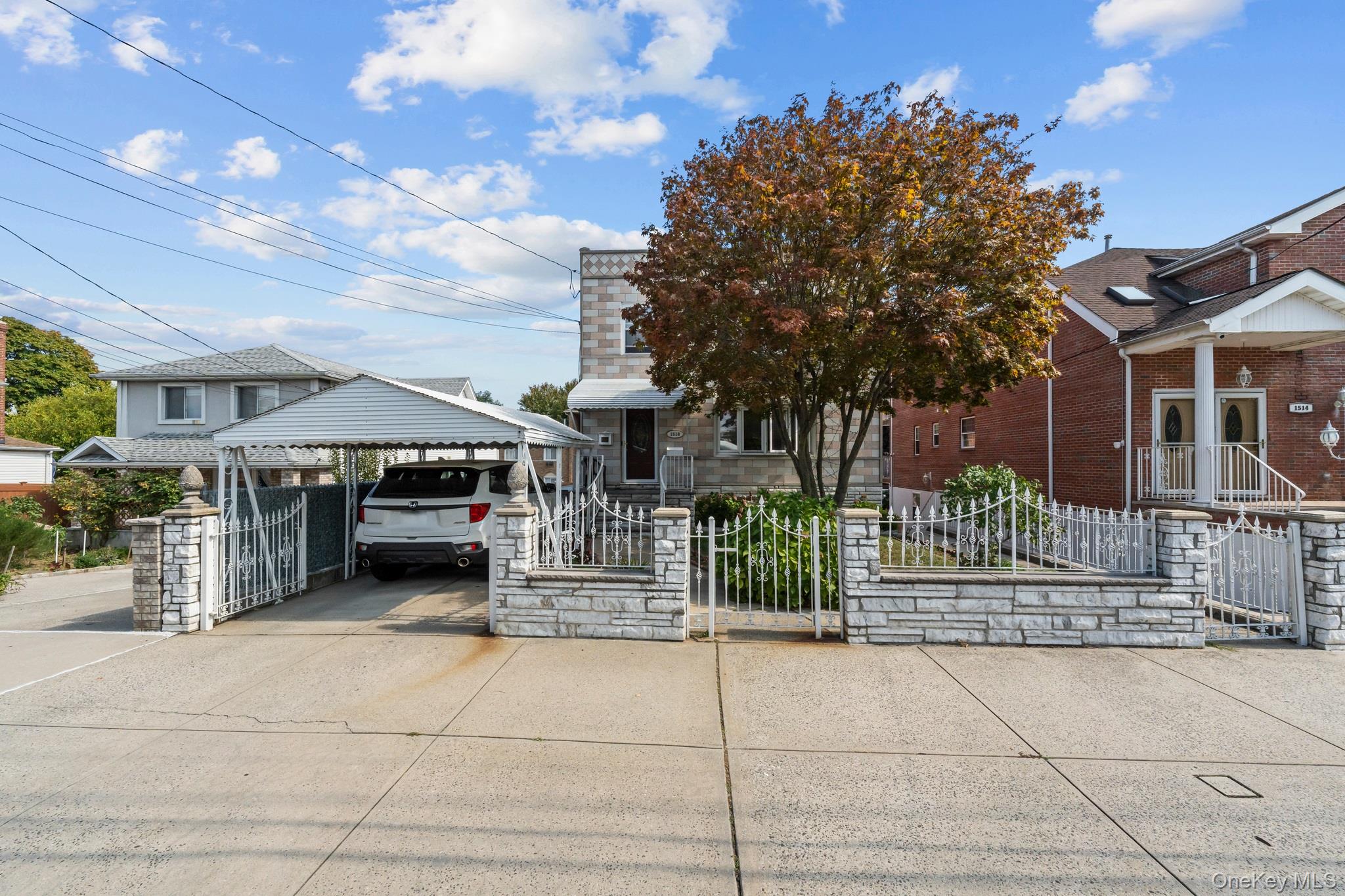 listing main picture