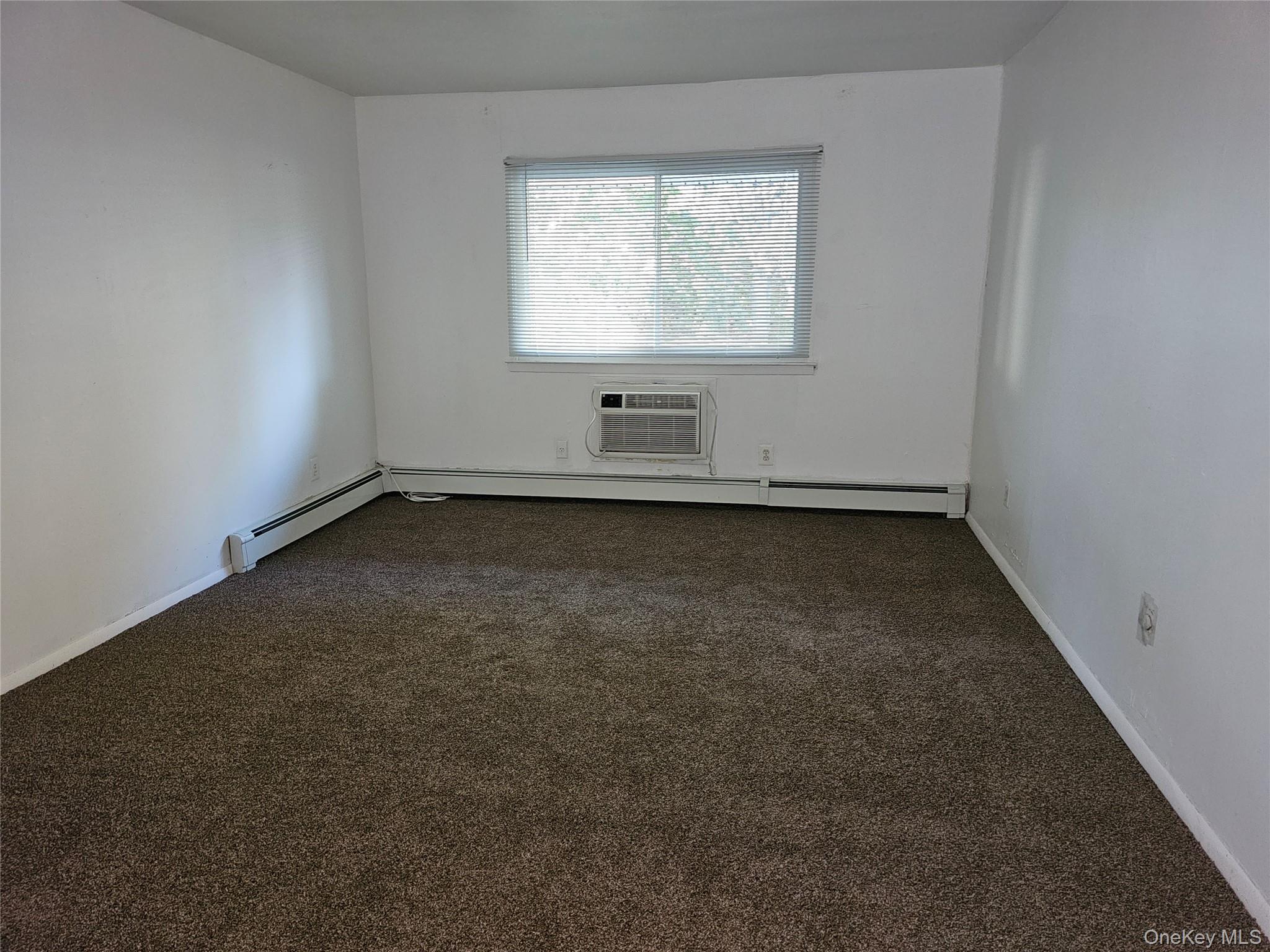 listing main picture